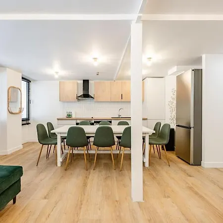 Apartment 8pers # 3 Bedrooms # Pereire # 17